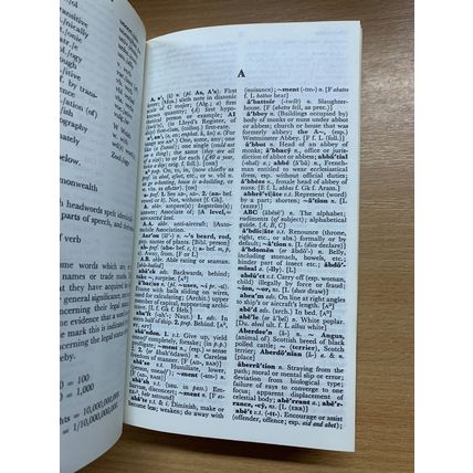 1978 THE POCKET OXFORD DICTIONARY OF CURRENT ENGLISH HB BOOK (P4)