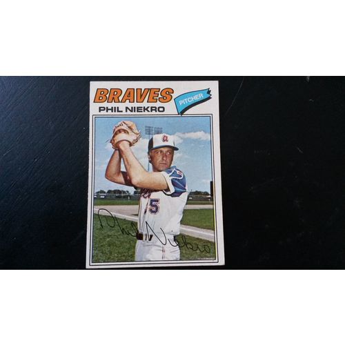 1977 Topps Card # 615 Phil Niekro Very Good (3) Atlanta Braves
