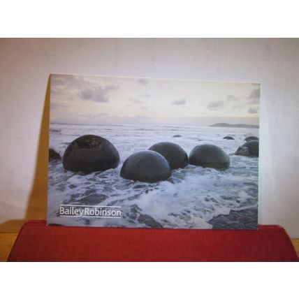 MOERAKI BOULDERS, NEW ZEALAND unused postcard =