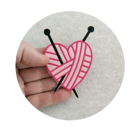 Love Heart Iron On Patch Wool Knitting Sew Badges Embroidery Love 6cm x 8cm P575