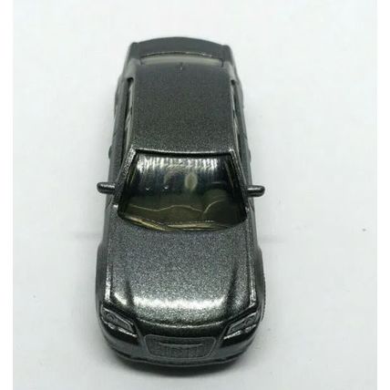 Chrysler 300 gray 2015 Matchbox Road Trip Series 1/64 Diecast
