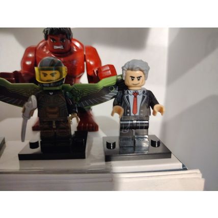 Custom set of Captain America Brave New World 8 Minifigures