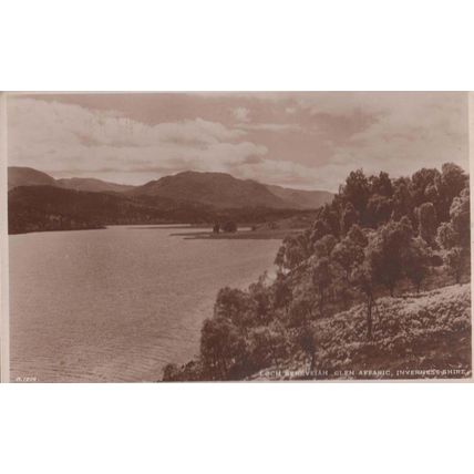 Loch Beneveian Mint Vintage Postcard