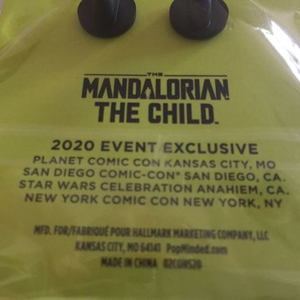 NEW San Diego Comic Con Exclusive Mandalorian The Child Pixel Pin