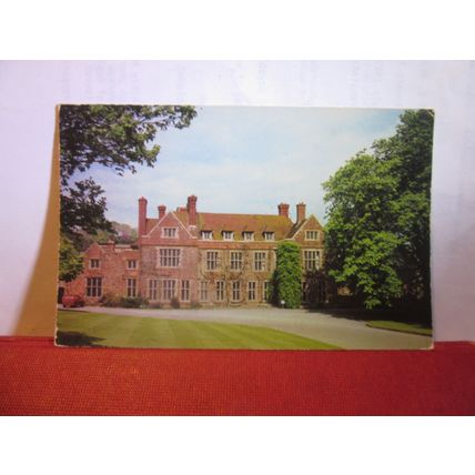 GLYNDEBOURNE HOUSE. LEWES, SUSSEX unused postcard. Colourmaster =