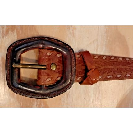Old Navy Women's Belt Brown Medium Genuine Leather Embossed Knot Buckle