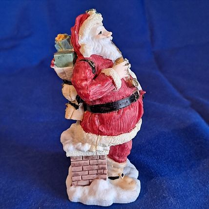 International Resourcing SANTA Claus 4 1/2 FIGURINE 1992 Christmas United States