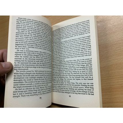 1994 JACK LONDON "WHITE FANG" FICTION PAPERBACK BOOK (P2)