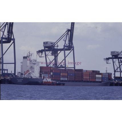 SLXZ666 - German Containership - Ville De Provence - Colour Slide