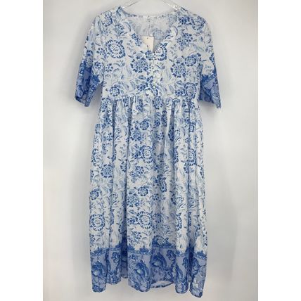 Maldila V-Neck Bohemian Maxi Dress Blue White Floral NWT Size Small Fit Flare