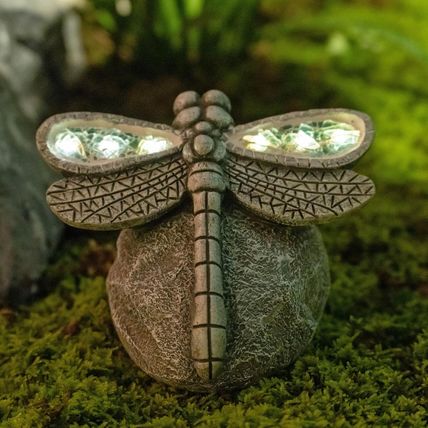 Garden Statue Dragonfly,Solar Dragonfly Decor for Outdoor,Resin Dragonflies Figu