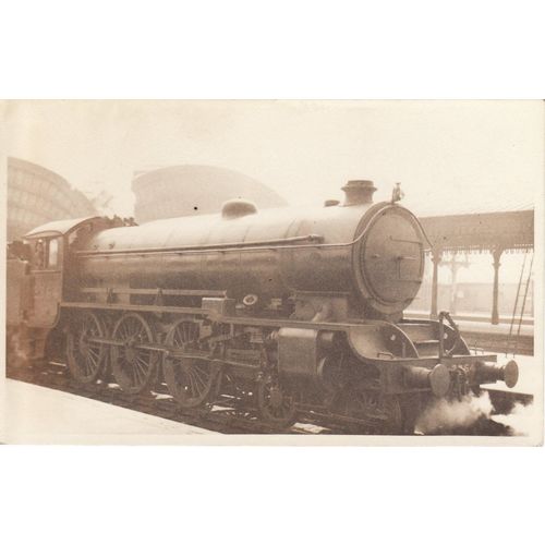 Railway Photo LNER B16 2364 York NER Raven B16/2 4-6-0 Loco North Eastern