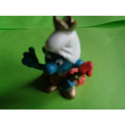 King Emperor smurf yellow colour mould