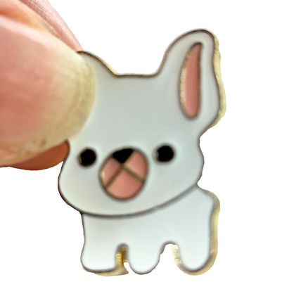 Dog Enamel Pin Badge Lapel 2.5 cm x 1.8 cm Fun Collectable Comic Brooch BA152