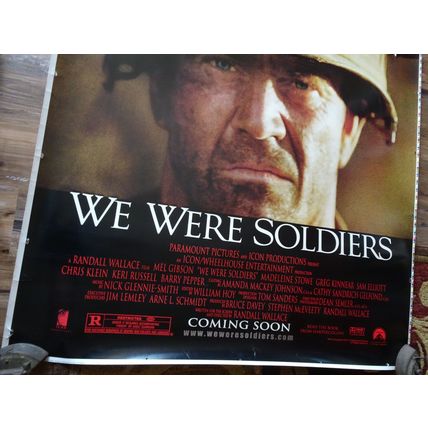WE WERE SOLDIERS - MOVIE BANNER WITH MEL GIBSON