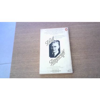 The Great Gatsby. F. Scott Fitzgerald (1974 Film Tie-In Paperback) VINTAGE 1974