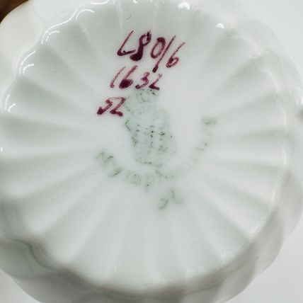 Nymphenburg Teacup & Saucer Porcelain Germany Welle Ribbed 1632 Floral Antique