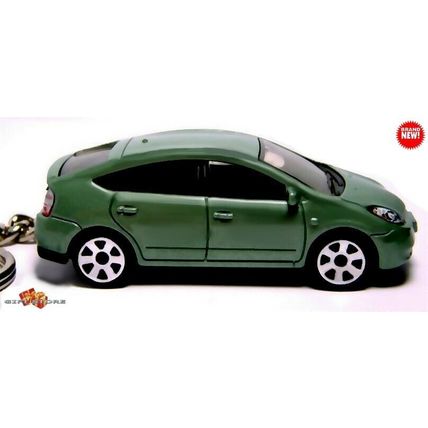 RARE KEYCHAIN GREEN TOYOTA PRIUS HYBRID CUSTOM Ltd Ed GREAT GIFT NOVELTY