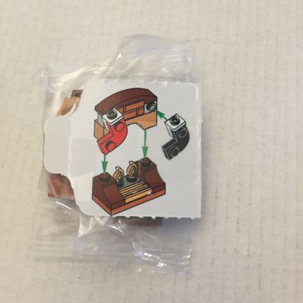 NEW Marvel Lego Spider-Man Fireplace & Candy Cane Mini Sets