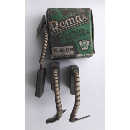 Lucas C5R and C675R model dynamos brush set.1920s/1930s. Remax CB98 Lucas D17