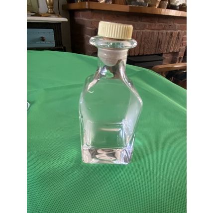 Marriage of Three Items Wine Tasting Glass Olive Oil Decanter & Square Decanter