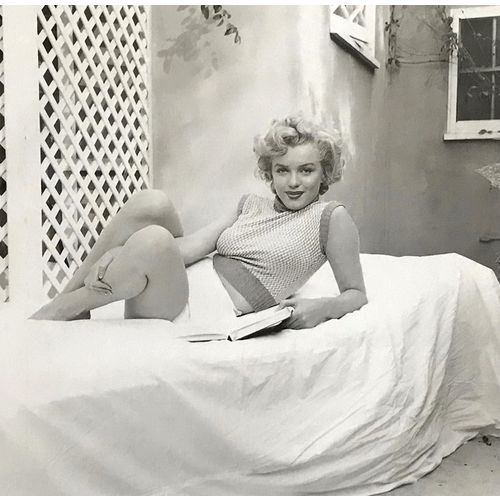 Marilyn Monroe vintage Sexy Print Lounging b/w poster Playboy Man Gift art decor