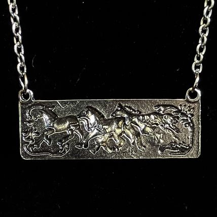 Necklace 3D Carved Horses Pattern Silver Color Pendant #695