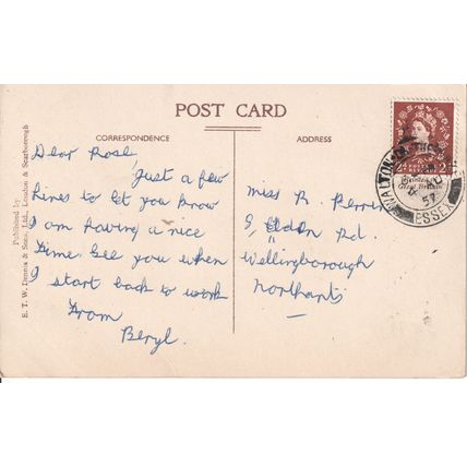 Vintage GB Postcard 1957 - Parish Church & Public Gardens, Walton-on-Naze, Essex