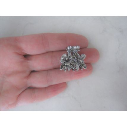 Small mini silver metal gray flower butterfly crystal hair claw clip bridal clip