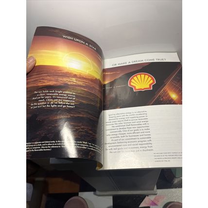 National Geographic Magazine September 2001 How Old is it? - Vintage Collectable