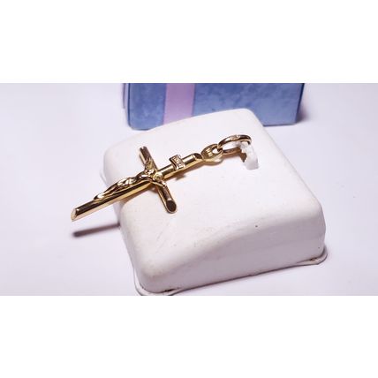 Estate 1 1/2" tall Italian 14Kt Y/Gold Polished detailed Crucifix Pendant #22456