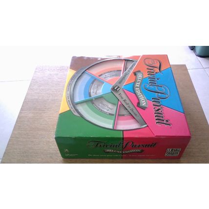 TRIVIAL PURSUIT: DELUXE EDITION (Horn Abbot Int Ltd/Parker)