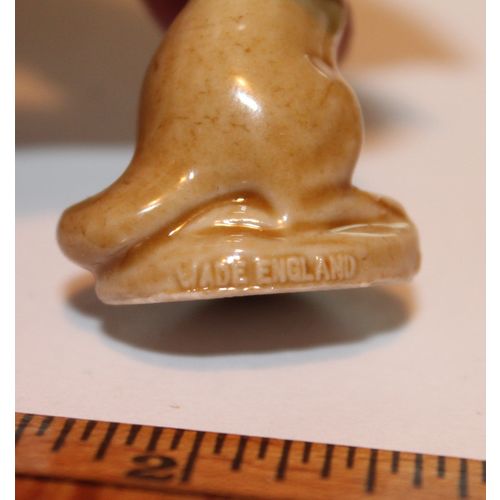 Wade Whimsies Kangaroo Red Rose Tea Figurine 2nd US Series 1985-1994 - England