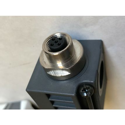 NEW BRAD HARRISON RECEPTACLE, 200XPBOUT WOODHEAD 6ES7 194-1A A01-0XA0,CE