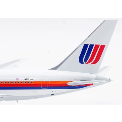B767-200 UNITED SAUL BASS REG: N611UA WITH STAND- INFLIGHT 200 IF762UA0123 1/200