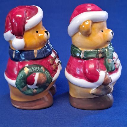 Christmas BEAR SALT & PEPPER SHAKER Set Santa Wreath Lantern Holiday 3 1/2"