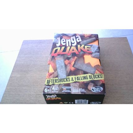 JENGA QUAKE - AFTERSHOCKS & FALLING BLOCKS (Hasbro Gaming) 2014