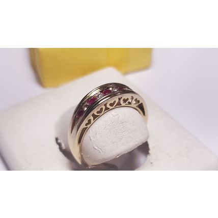 Estate .30ctw Natural Rd Ruby/Diamond channel 14Kt Y/Gold Heart side Band #22491