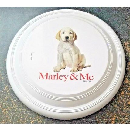 Marley & Me Collectible Plastic 9" Frisbee by Fox 2009 Made in USA