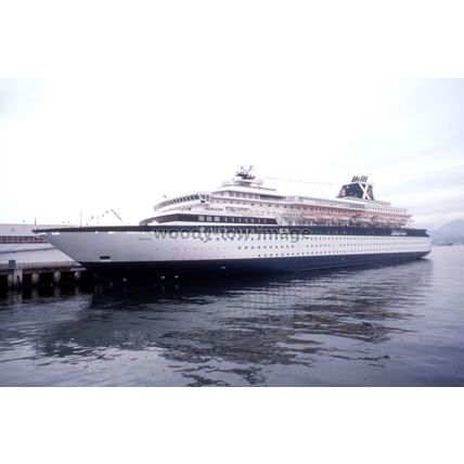 SL0791 - Celebrity Cruises Liner - Horizon - photograph 6x4