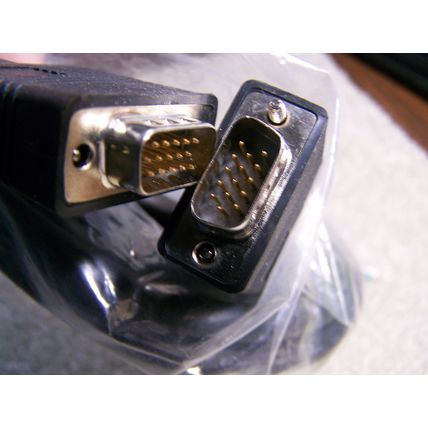 SVGA cable - 15MM - both connectors 15 male pin - new