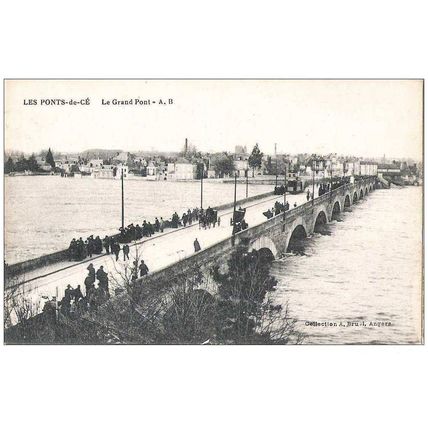 49 - Angers - les ponts Cé