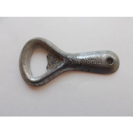 BOTTLE OPENER AS SHOAWN (09/10)