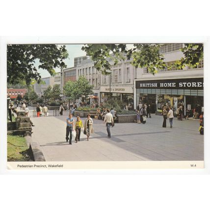 Pedestrian Shopping Precinct Wakefield Postcard West Yorkshire