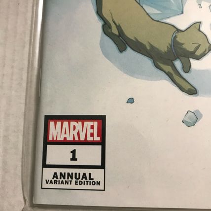 Marvel Black Cat Comic Book Variant #1