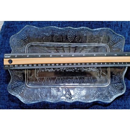Last Supper Religious Glass Plate Bread Tray 11 X 7 Vintage Tiara Indiana Glass
