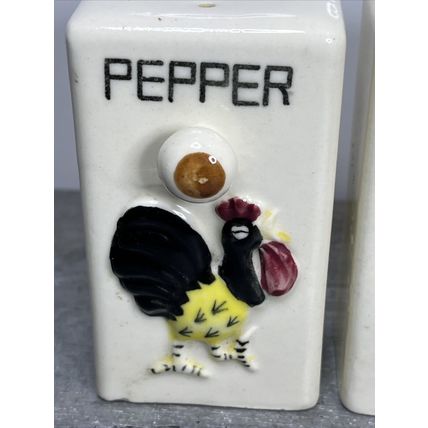Rooster Salt & Pepper 1950's by Thames Japan Hand Painted Ceramic Japan Vintage