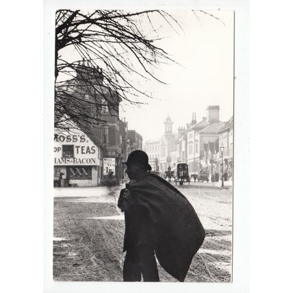 Moss's Corner Hitchin Reproduction Postcard Hertfordshire
