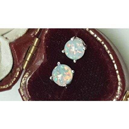 Cute 925 Sterling Silver White/Blue Fire Opal Stud Earrings