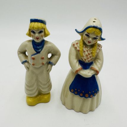 Ceramic Arts Studio Dutch Boy and Girl Salt And Pepper Shakers Holland Vintage